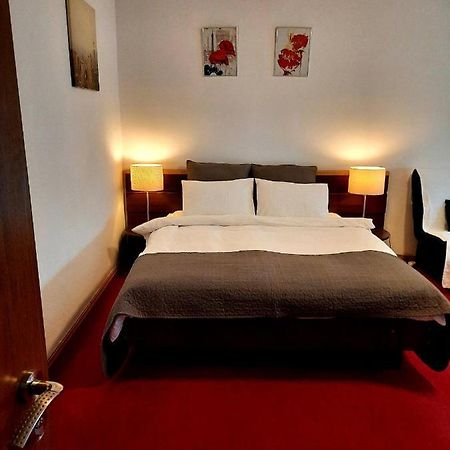 Eva Studio Apartment Bucureşti Ngoại thất bức ảnh