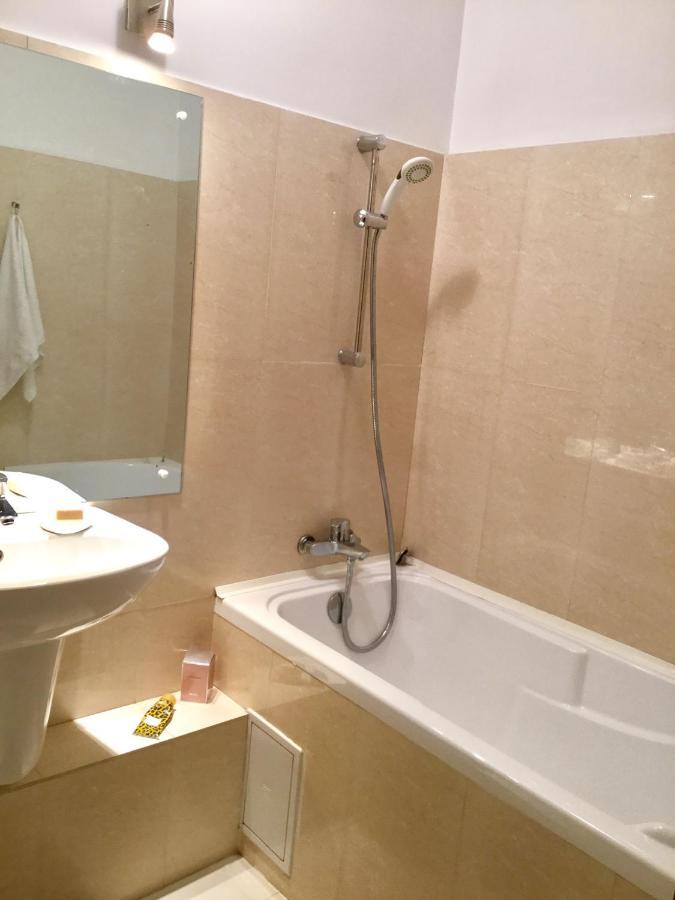 Eva Studio Apartment Bucureşti Ngoại thất bức ảnh