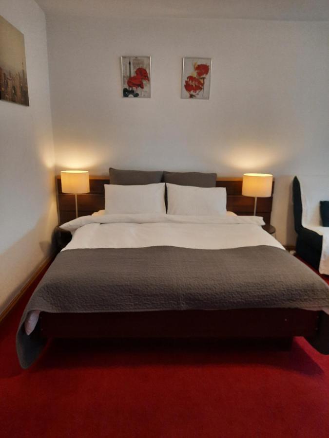 Eva Studio Apartment Bucureşti Ngoại thất bức ảnh