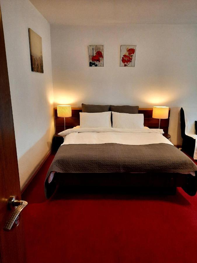 Eva Studio Apartment Bucureşti Ngoại thất bức ảnh