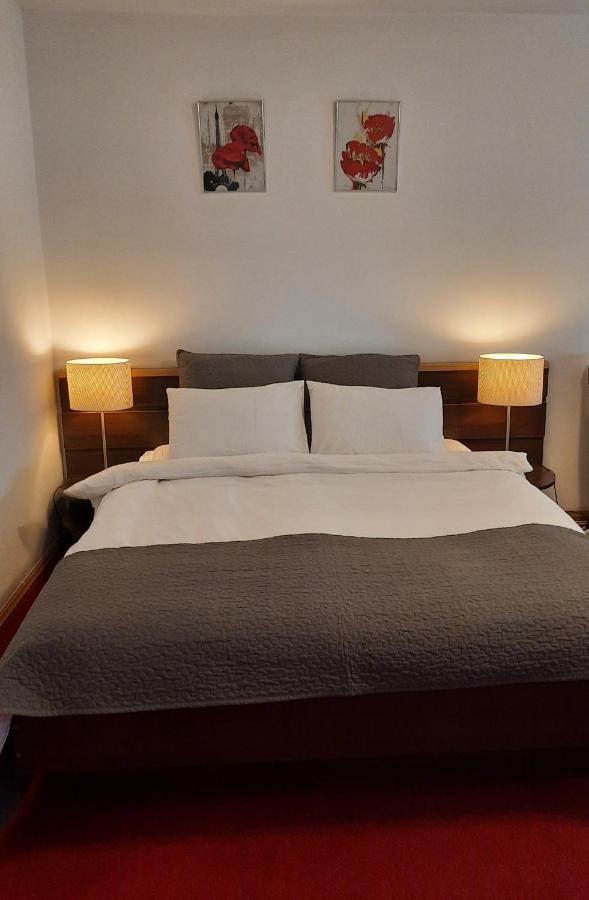 Eva Studio Apartment Bucureşti Ngoại thất bức ảnh