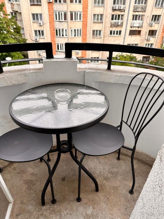 Eva Studio Apartment Bucureşti Ngoại thất bức ảnh